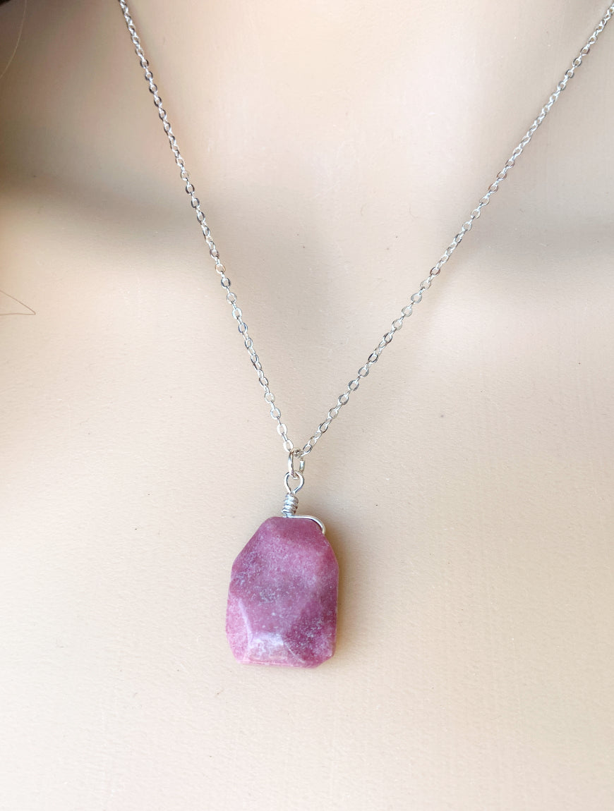 Rhodonite Stone Necklace – Indigo Lizard Jewelry